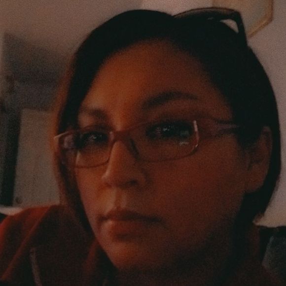 Meet your Posher, Eva - Picture 1 of 1